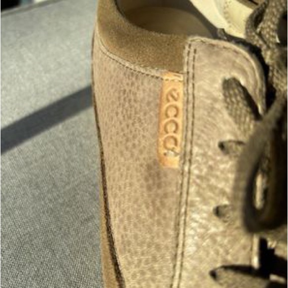 Ecco Taupe Comfortable Sneakers, Women's Size 6 - Picture 5 of 5